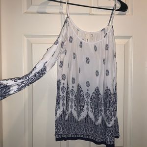 Element top with shoulder cut out